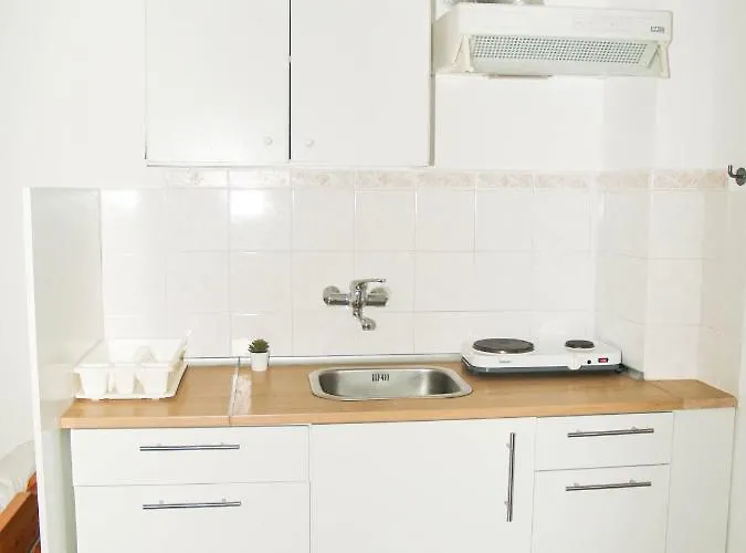 Lazaris In Agios Ioannis Lefkada